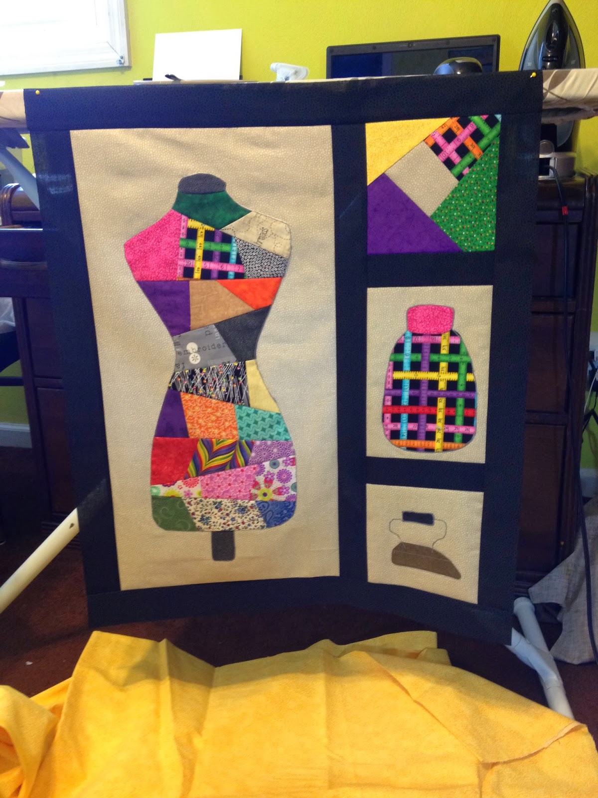 Sweet Seasons of Life MRS SEW AND SEW WALL HANGING